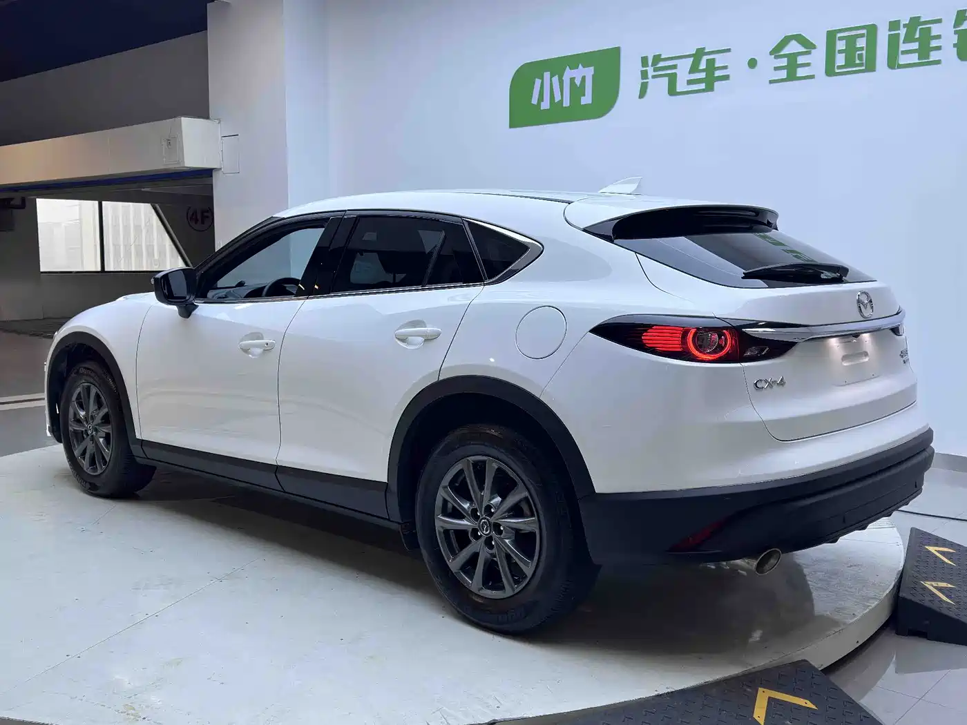 MAZDA CX-4