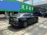 Фото 8 - Lynk & Co 03