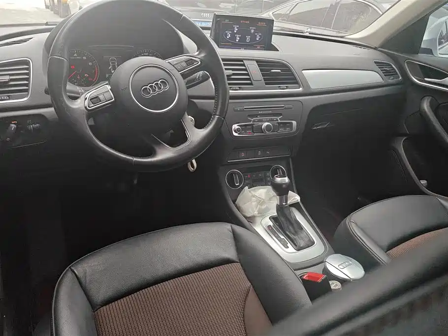 Audi Q3 2017 30 TFSI Fashion фото 11
