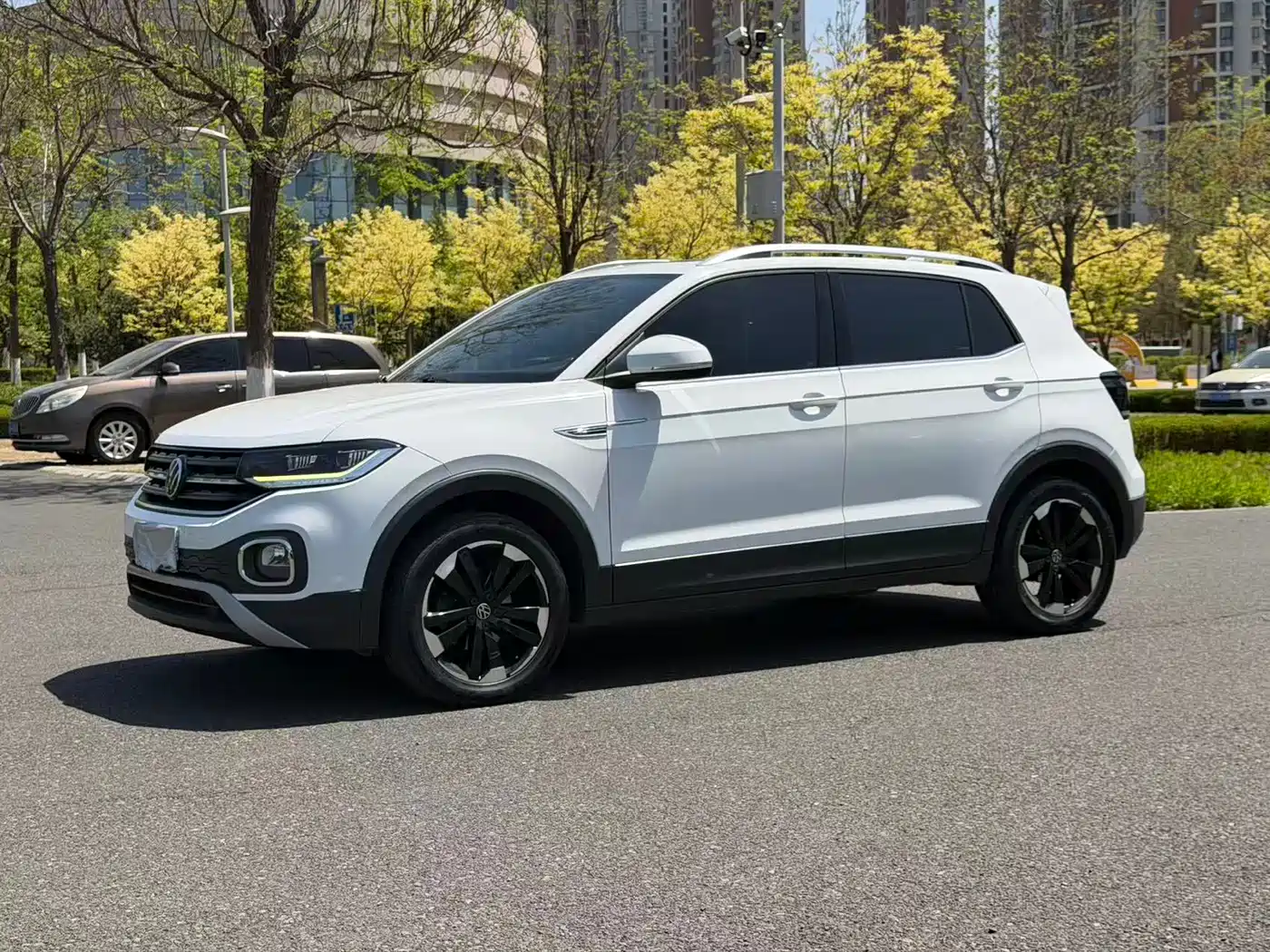 Volkswagen Tanying 2020 1.5L Automatic Joy Edition фото 2