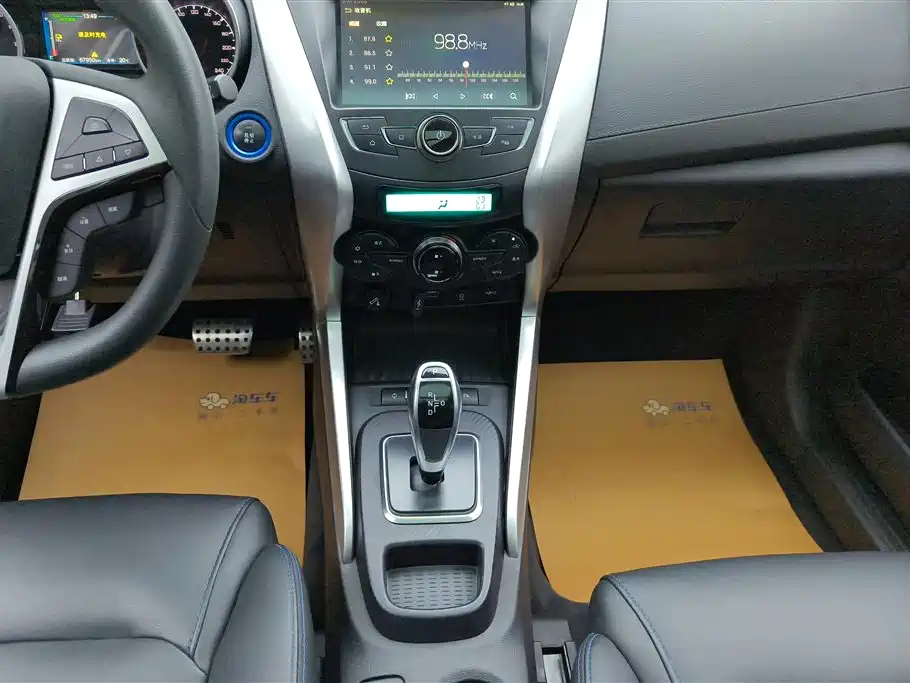 BYD Yuan New Energy 2018 EV360 Smart Connected Cool Edition фото 16