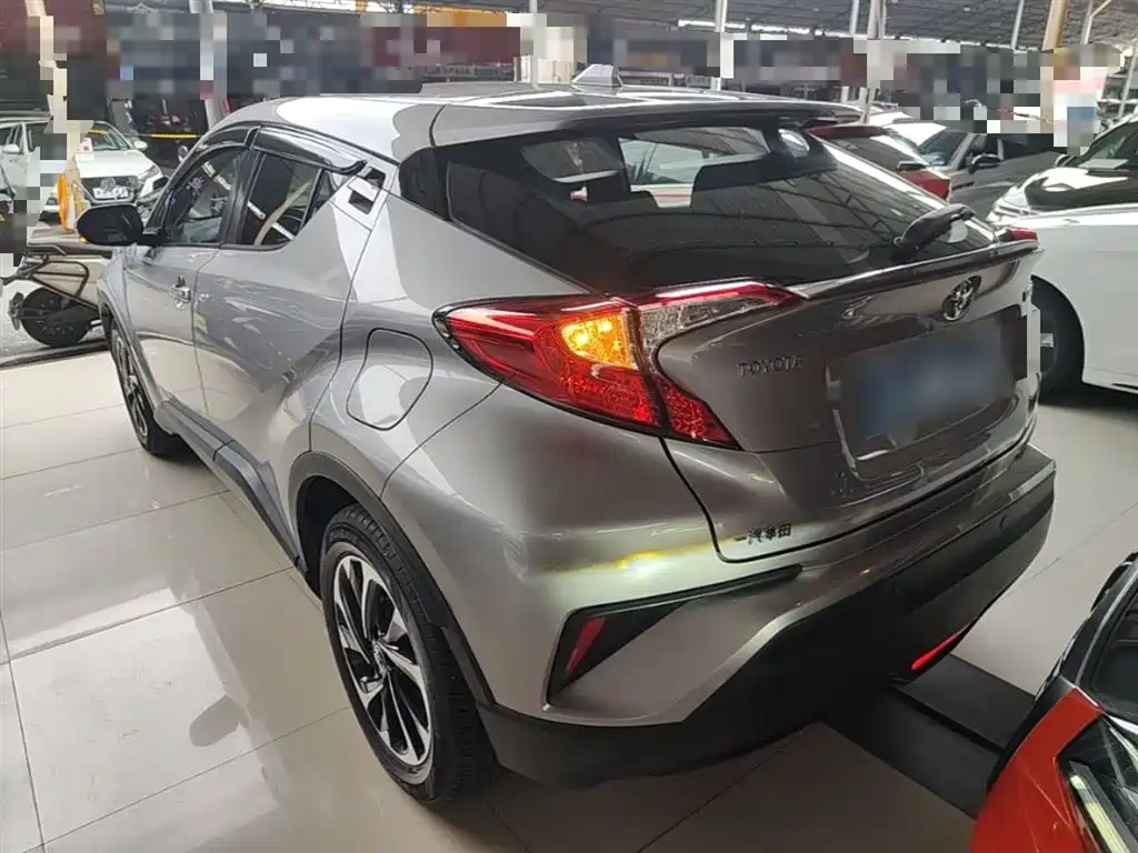 Toyota IZOA 2020 2.0L Yi Xiang CARE фото 5