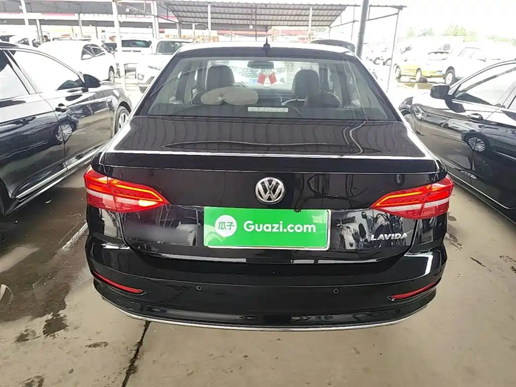 Volkswagen Lavida 2019 1.5L Automatic Comfort Edition China VI фото 6