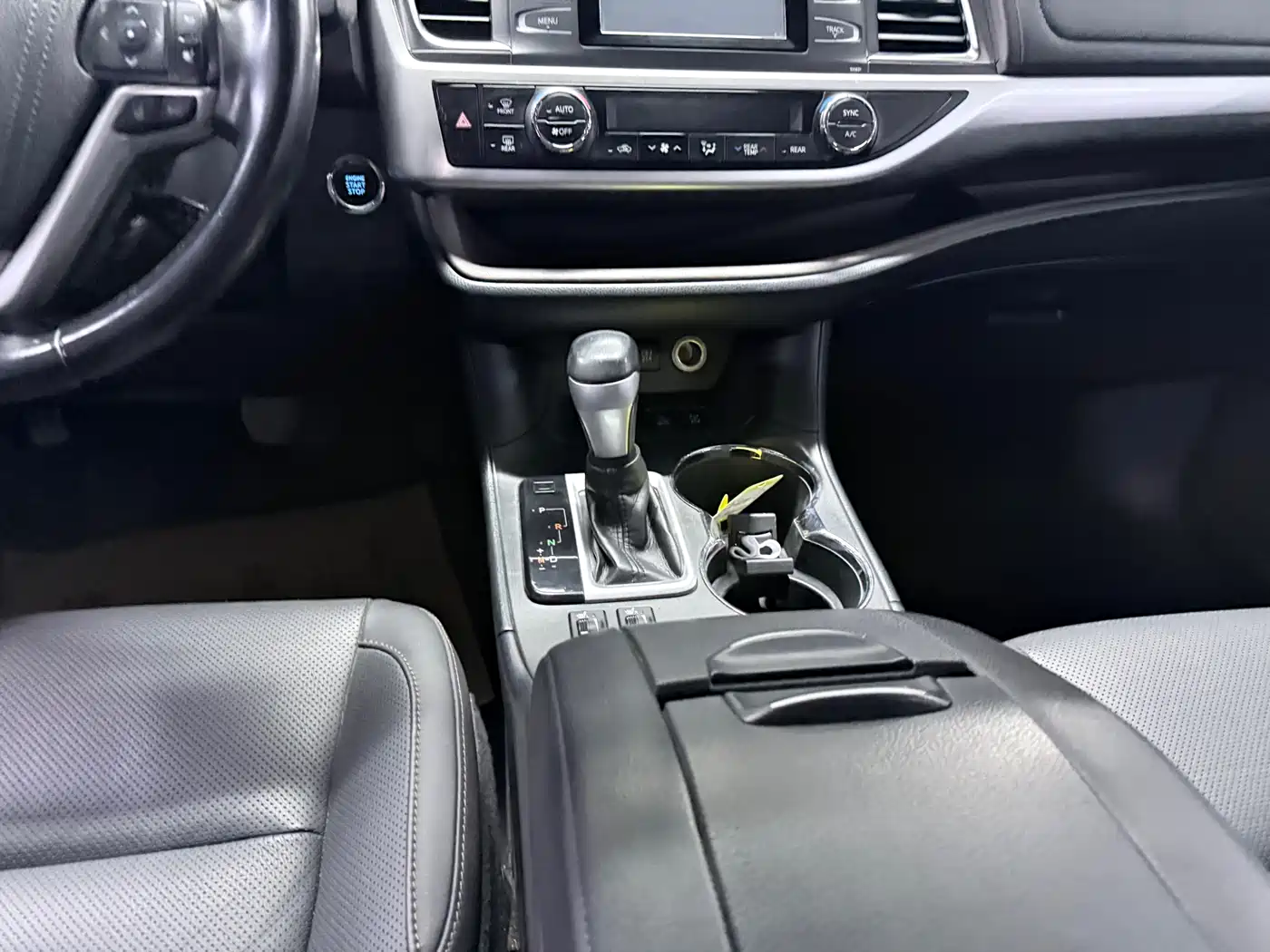 Toyota Highlander 2018 2.0T 4WD Luxury 7-seater (China V) фото 11