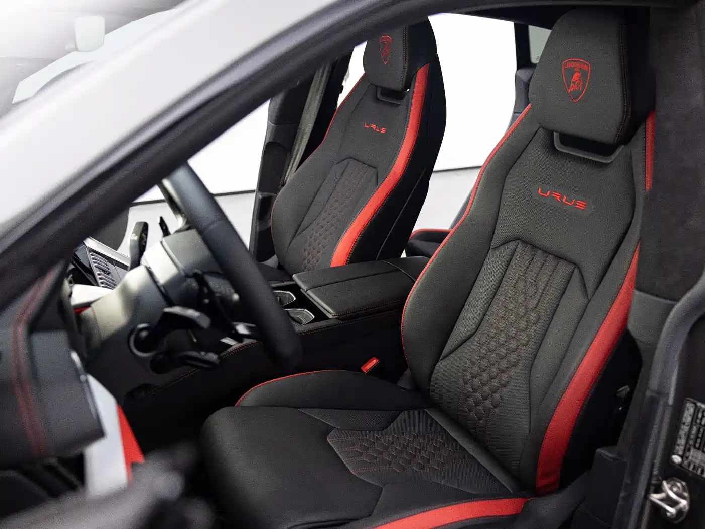 Lamborghini Urus 2023 4.0T V8 S фото 15