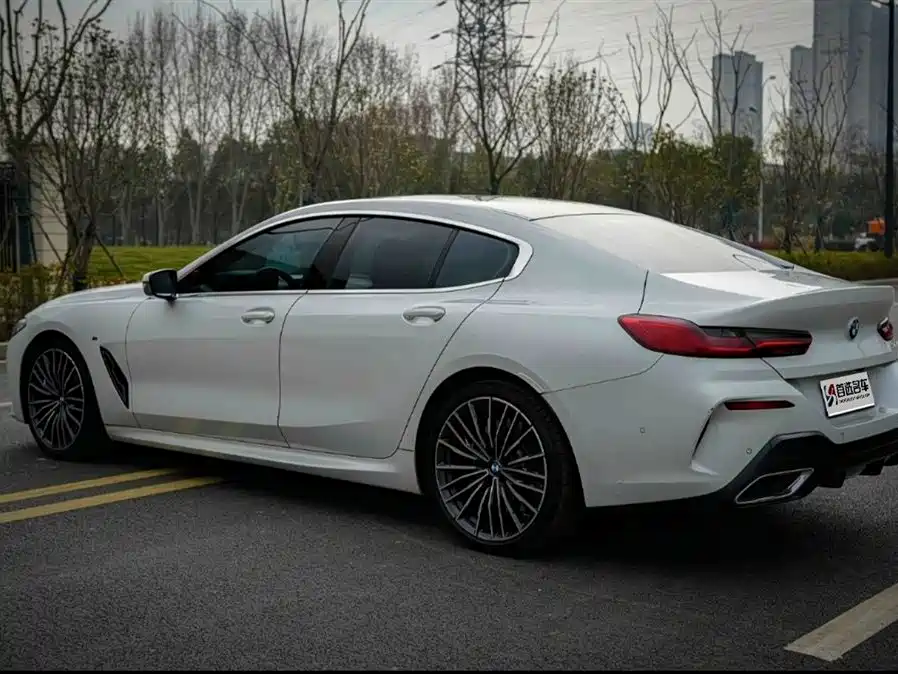 BMW 8 Series 2021 840i 4-door Coupe M Sport Package фото 5