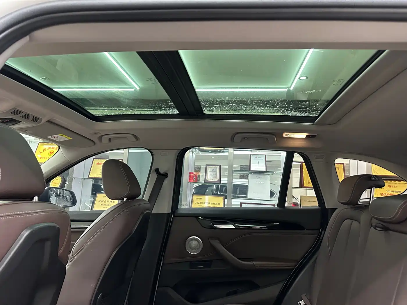 BMW X1 2021 sDrive25Li Leading фото 10