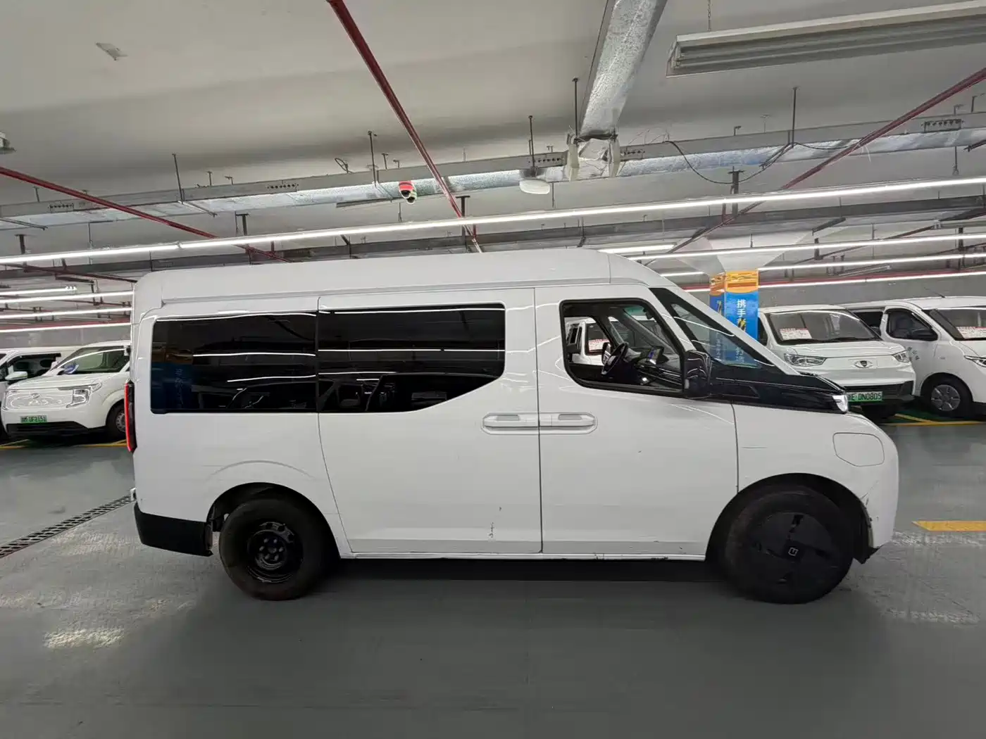 Yuan Cheng Farizon Super VAN 2024 2024 Smart Wealth Edition Short Wheelbase Medium Roof 68kWh