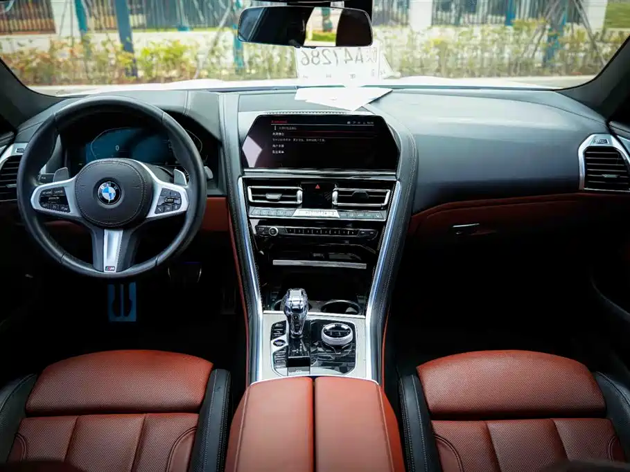 BMW 8 Series 2021 840i 4-door Coupe M Sport Package фото 17