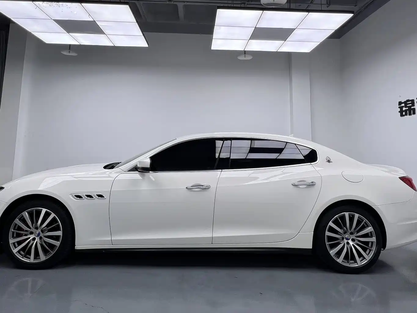 Maserati Quattroporte 2018 2018 3.0T Standard Edition