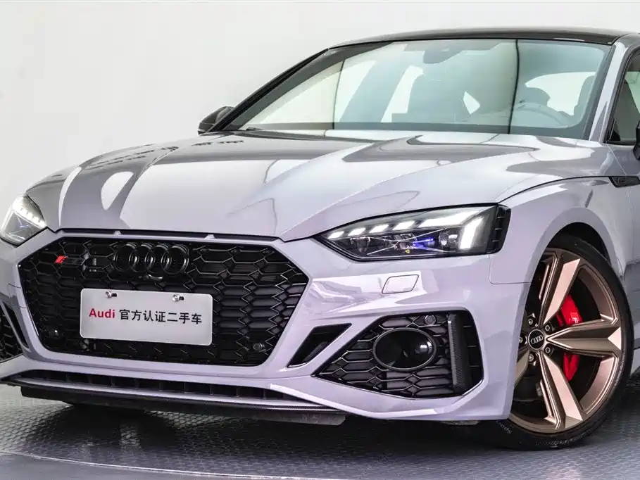 Audi RS 5 2023 Model RS 5 2.9T Sportback Dark Gold Edition фото 26