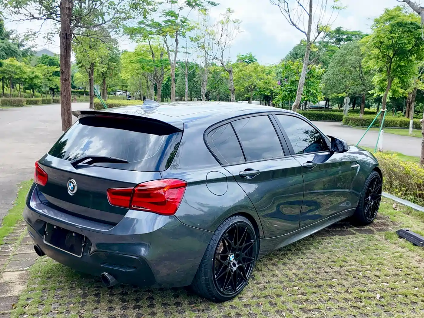 BMW 1 Series (Import) 2012 118i Sport фото 14