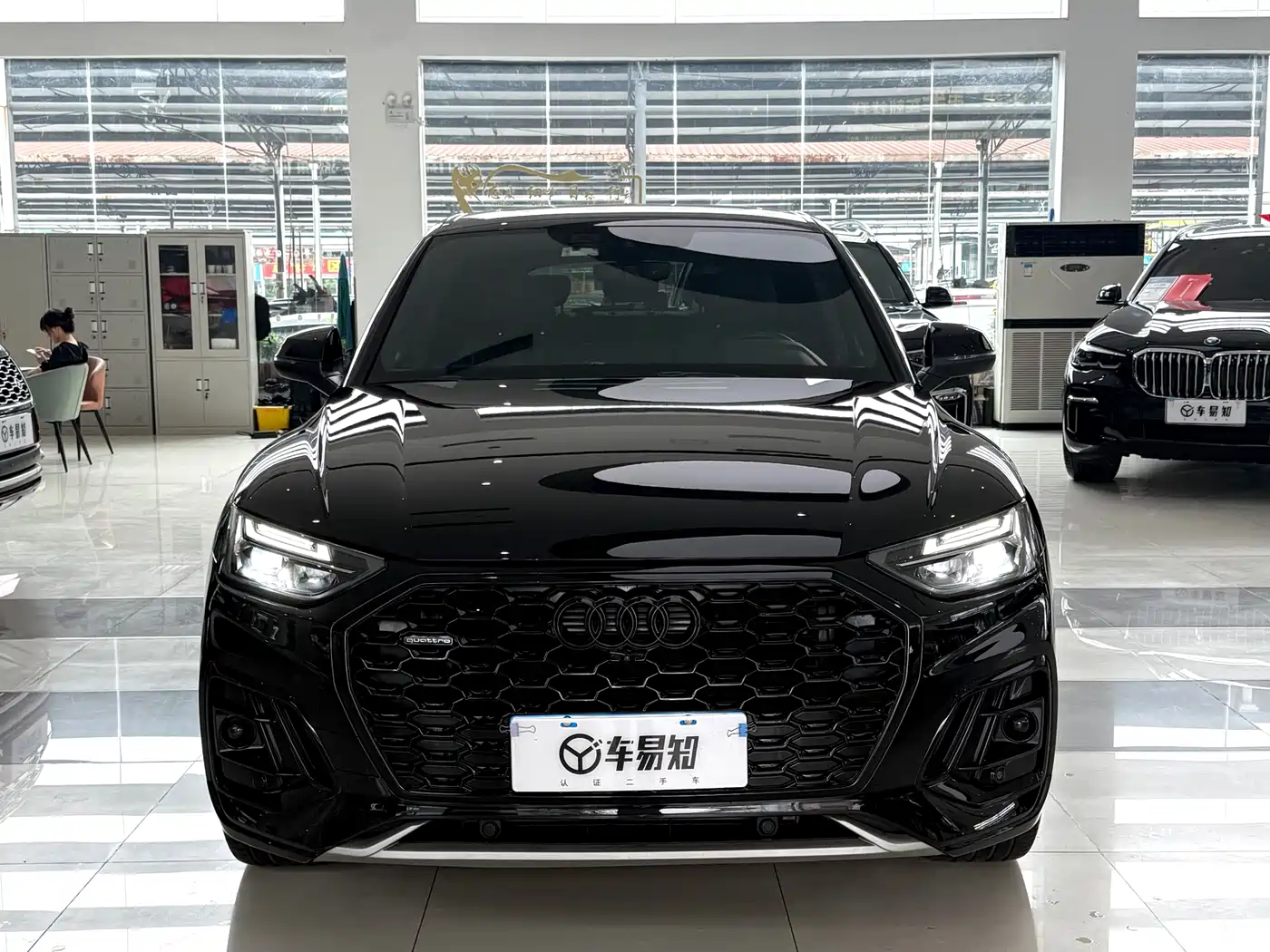 Audi Q5L Sportback 2022 40 TFSI Luxury фото 2