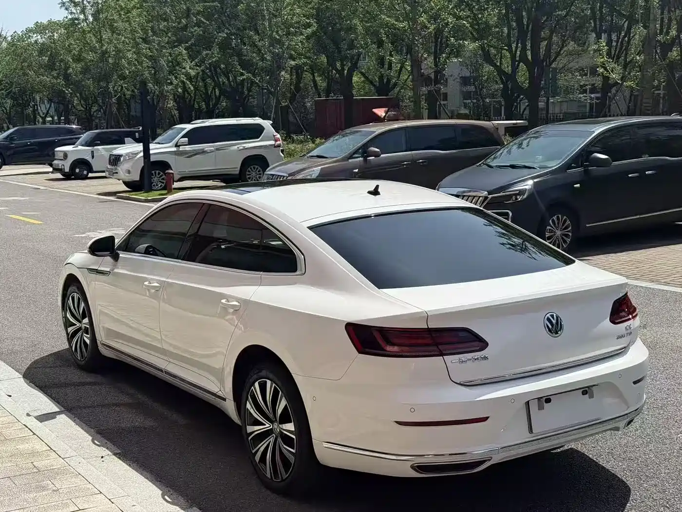Volkswagen FAW-Volkswagen CC 2020 330TSI Glamour Version China VI фото 7