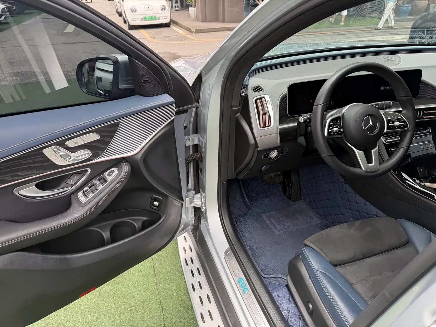 Mercedes-Benz EQC 2020 EQC 400 4MATIC фото 4