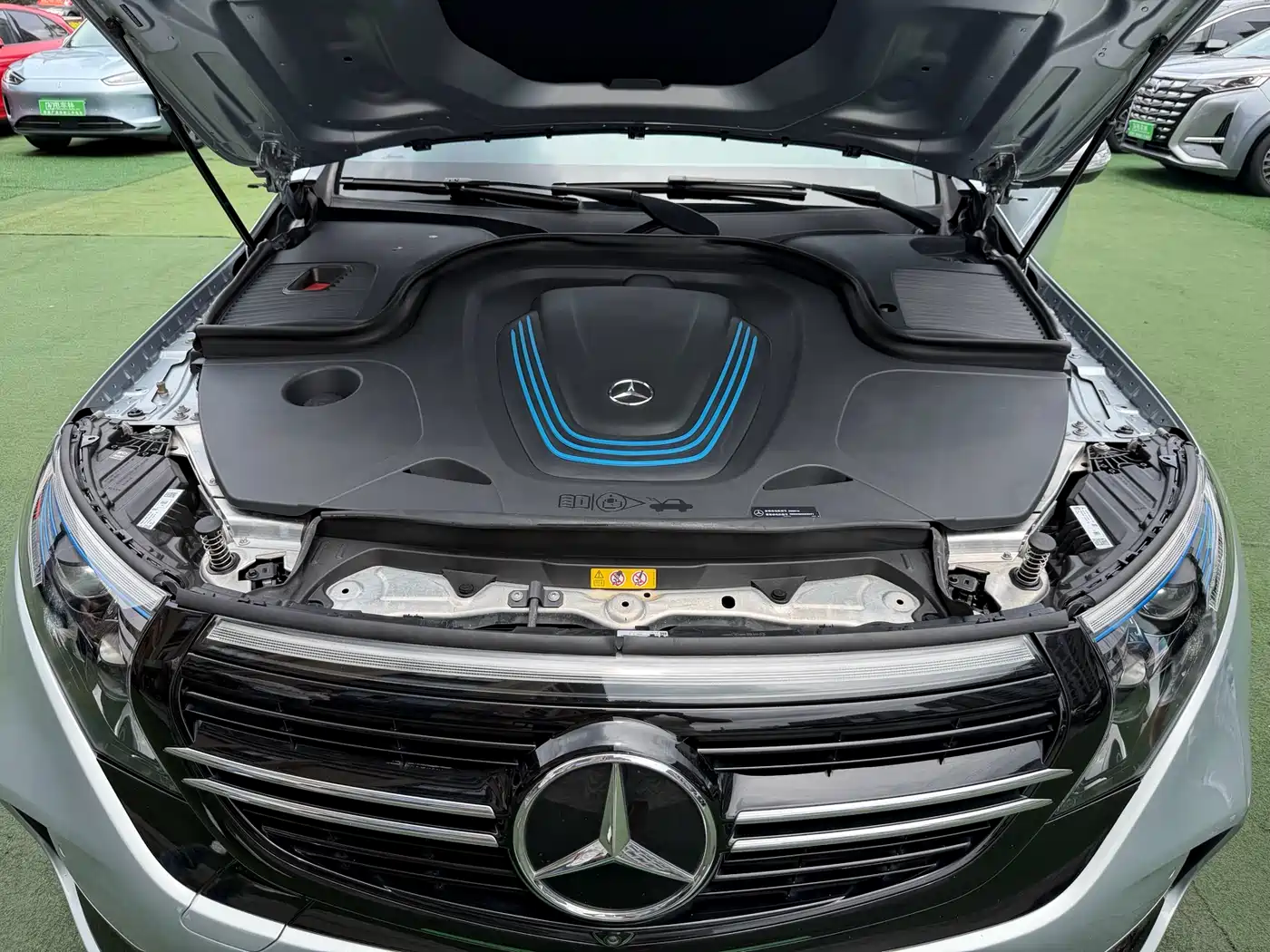 Mercedes-Benz EQC 2020 EQC 400 4MATIC фото 16