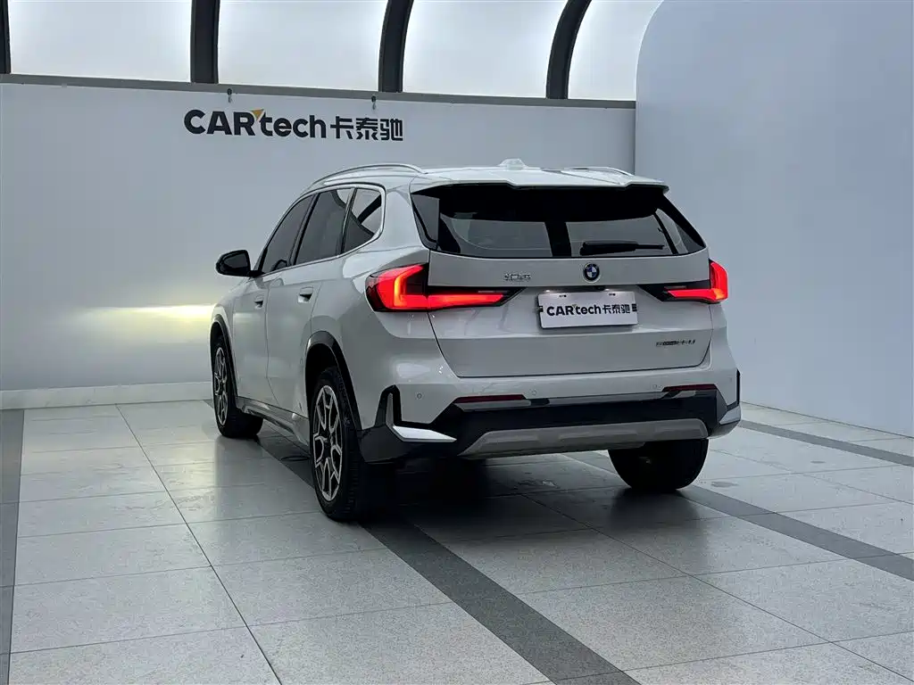 BMW X1 2024 sDrive25Li X Design Package фото 4