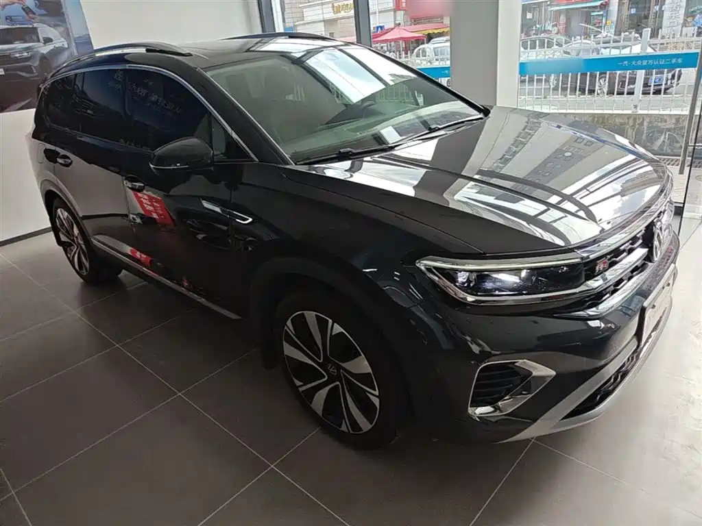 Volkswagen Talagon 2024 380TSI 4WD Premium Comfort Pro Edition 6-Seater фото 4