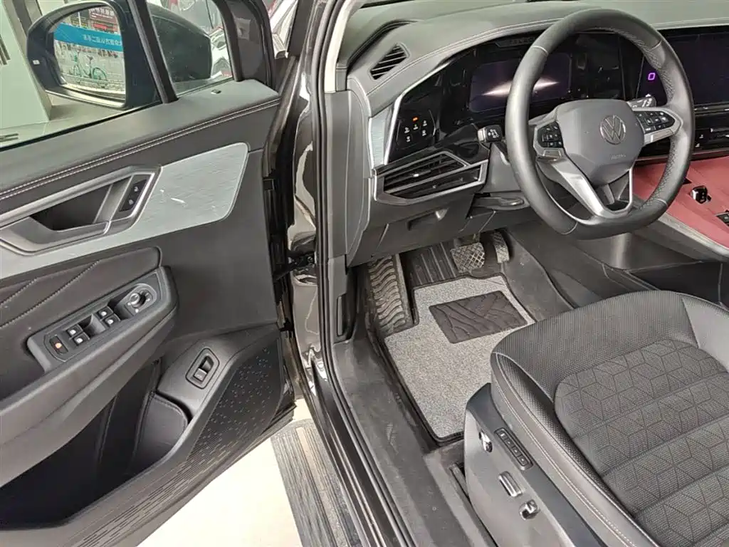 Volkswagen Talagon 2024 380TSI 4WD Premium Comfort Pro Edition 6-Seater фото 16