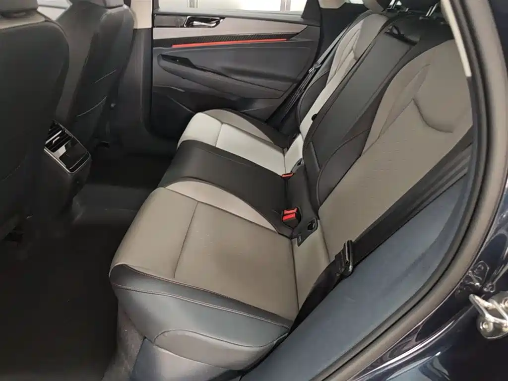 Volkswagen ID.7 VIZZION 2024 AIR фото 17