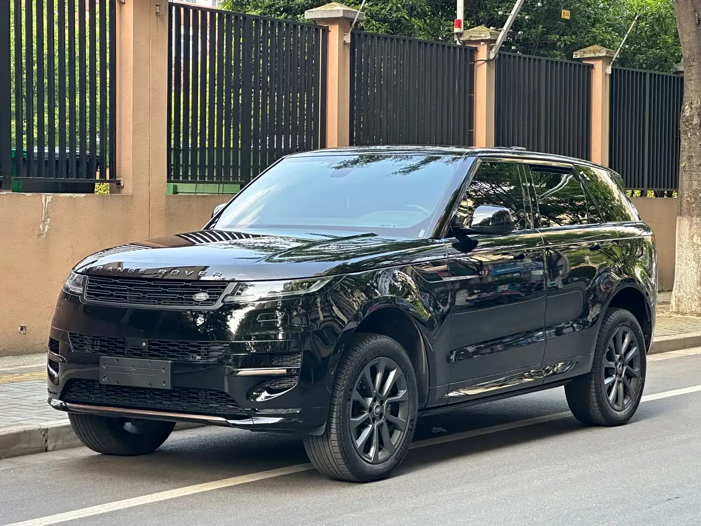 Land Rover Range Rover Sport 2023 400PS Dynamic SE