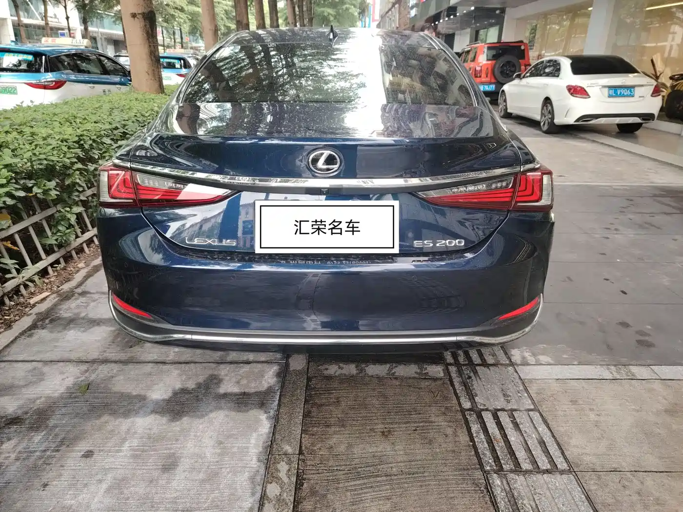 Lexus ES 2021 200 Excellence Edition фото 3