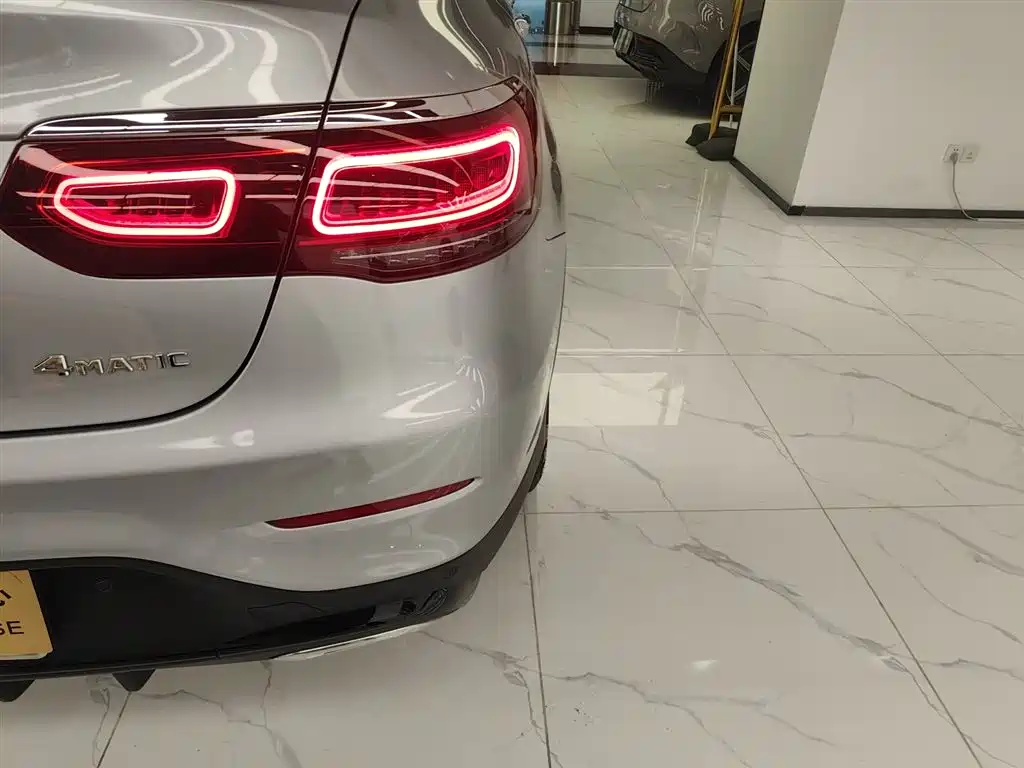 Mercedes-Benz GLC Coupe 2021 GLC 300 4MATIC Coupe SUV фото 24
