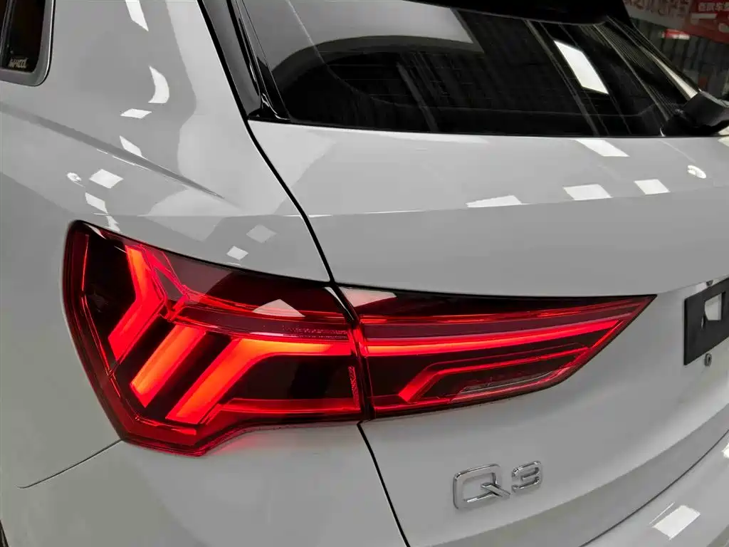 Audi Q3 2022 35 TFSI Fashion Dynamic фото 19