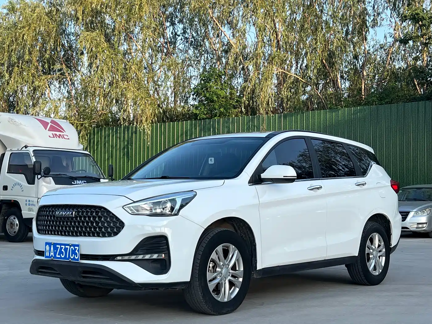 Photo 1 - Haval M6