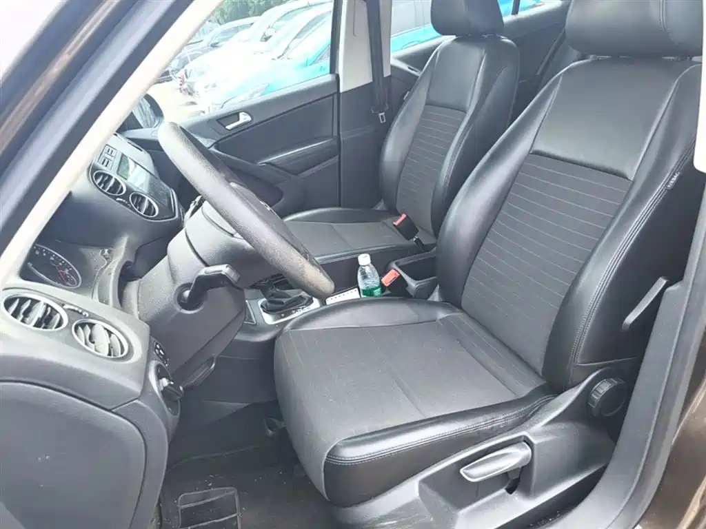 Volkswagen Tiguan 2015 1.8TSI Automatic 2WD Trendline фото 15