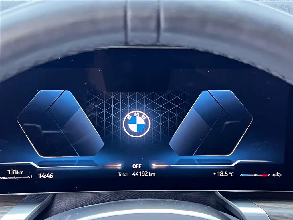BMW 7 Series 2023 Model 735Li M Sport Package фото 14
