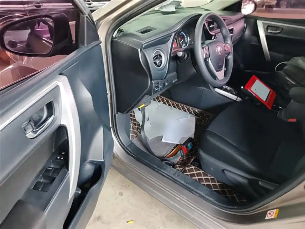 Toyota Corolla 2017 Facelift 1.2T S-CVT GL-i фото 16