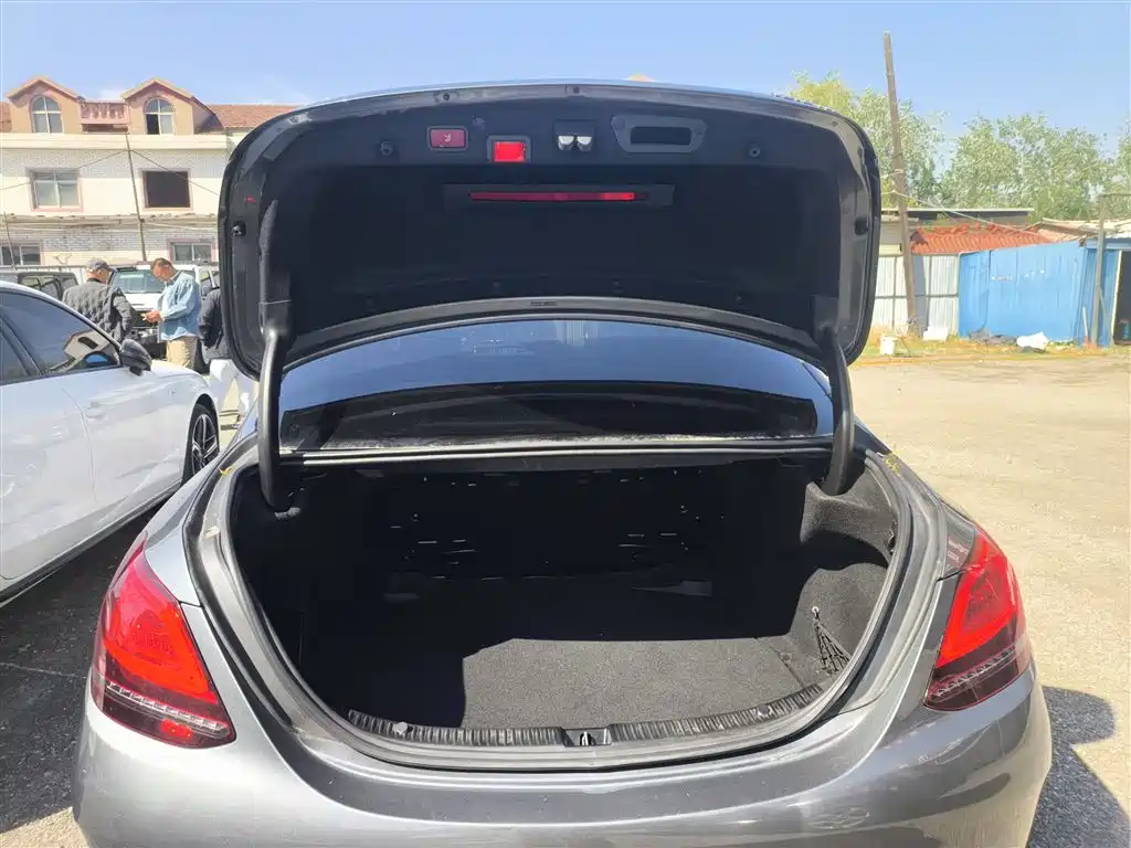 Mercedes-Benz C-Class 2020 Facelift C 260 L Sport фото 19