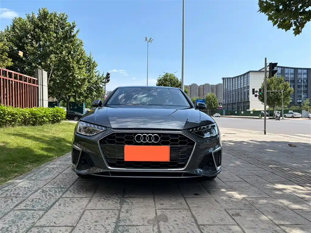 Audi A4L 2022 40 TFSI Fashion Dynamic фото 23