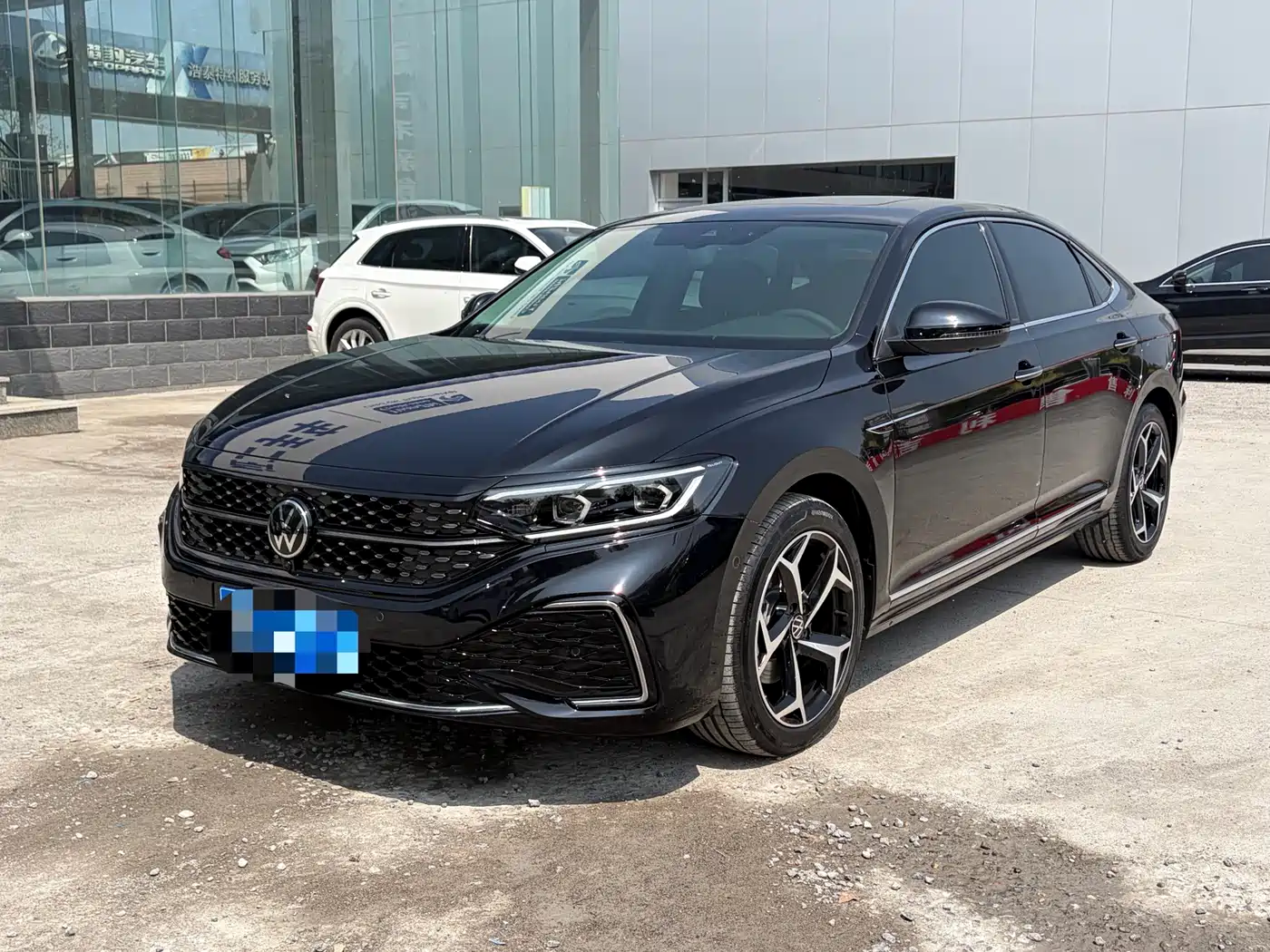 Volkswagen Passat 2025 Outstanding 380TSI Starlight Dragon Glory Edition
