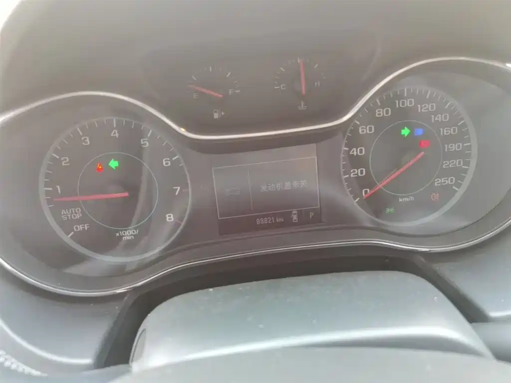 Chevrolet Cruze 2018 320 Automatic Pioneer Sunroof Edition фото 12