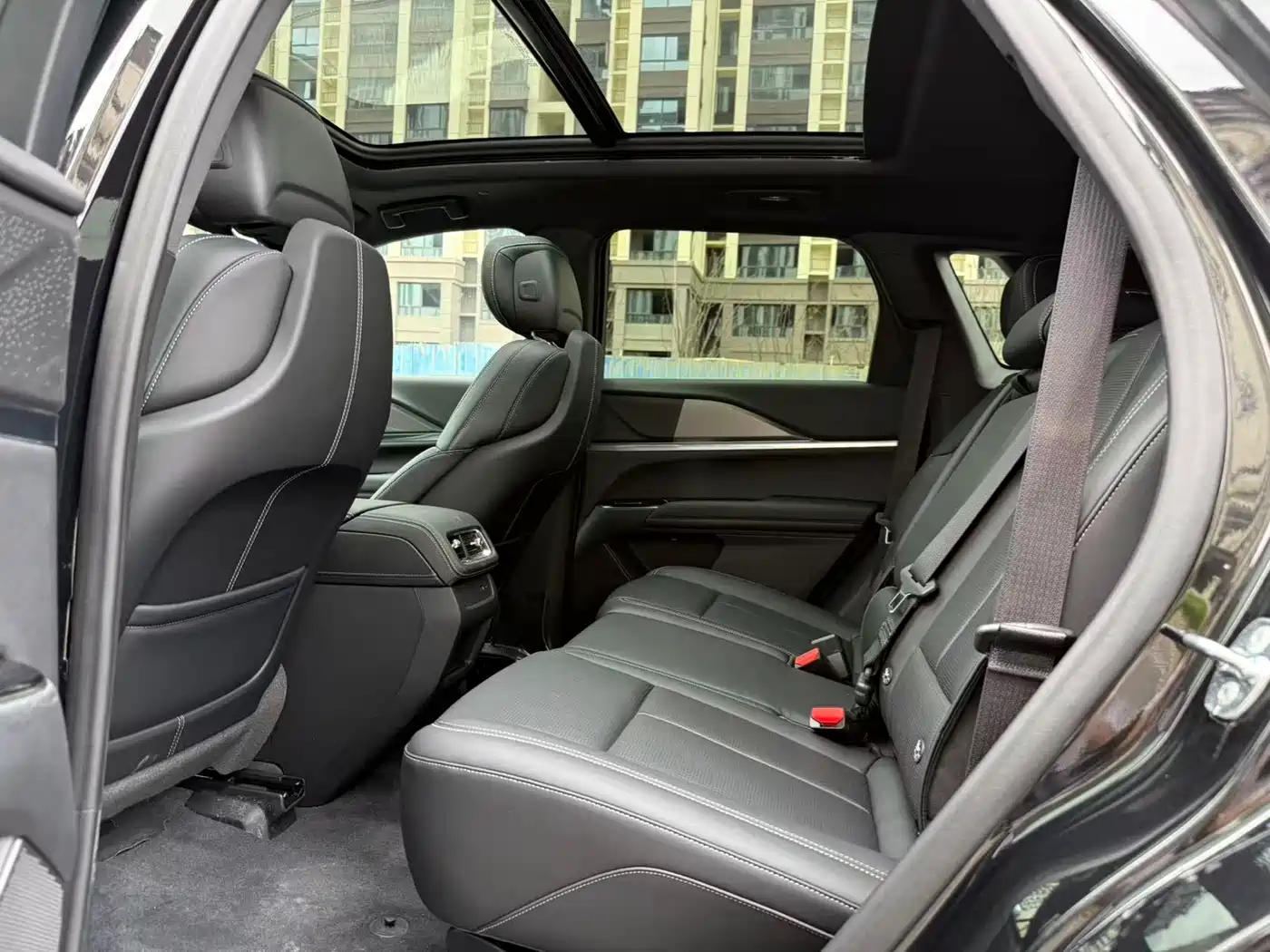 Cadillac XT5 2025 2.0T Luxury фото 7