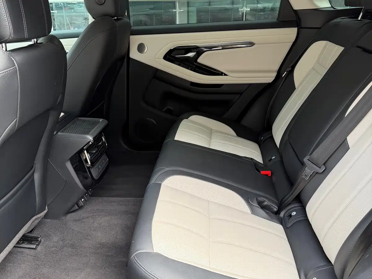Land Rover Range Rover Evoque 2021 Range Rover Evoque L 249PS R-Dynamic S Performance Edition фото 14