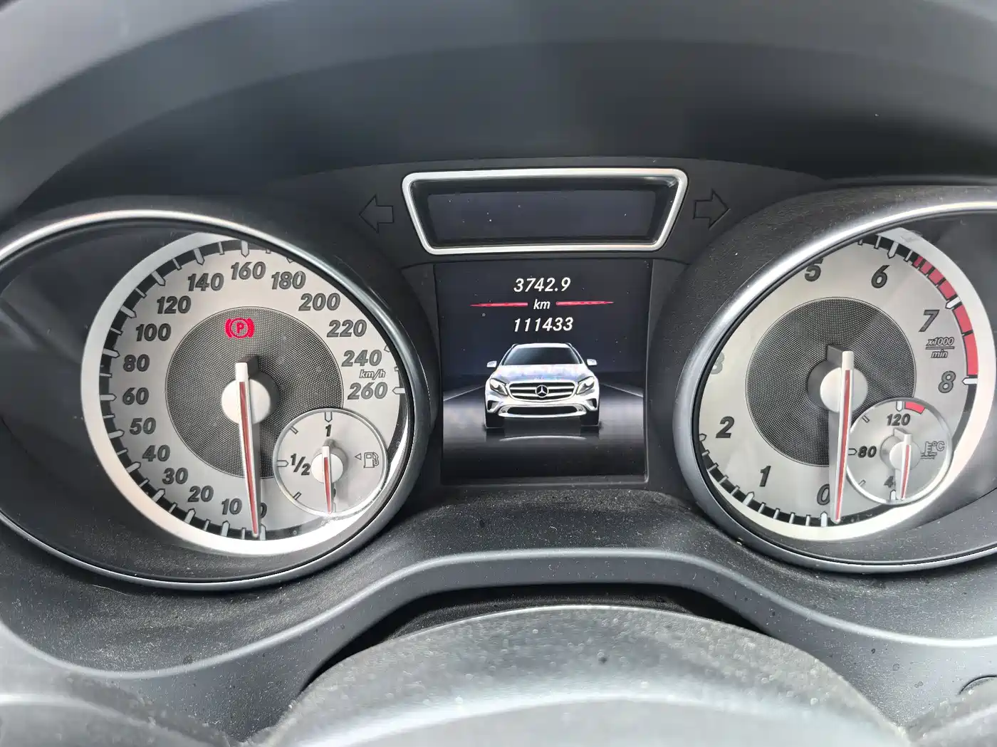 Mercedes-Benz GLA 2016 GLA 200 Dynamic фото 7