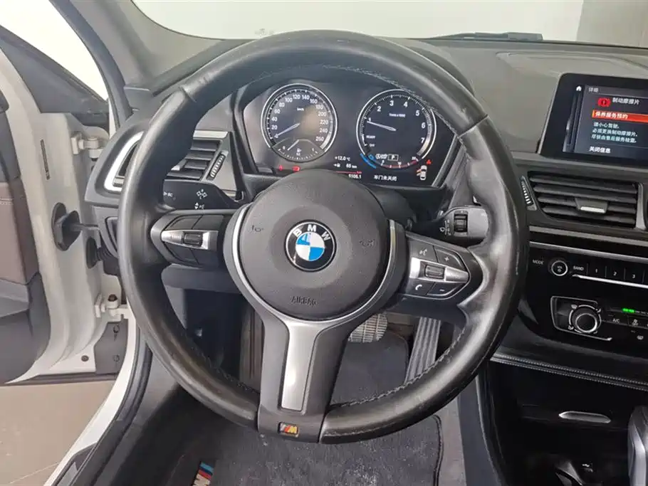 BMW 1 Series 2019 118i M Sport Package фото 15