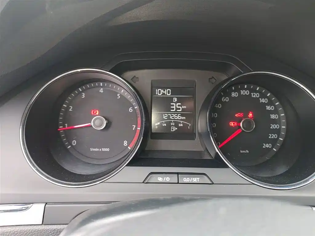 Volkswagen Bora 2015 Quality Edition 1.6L Manual Fashion фото 12