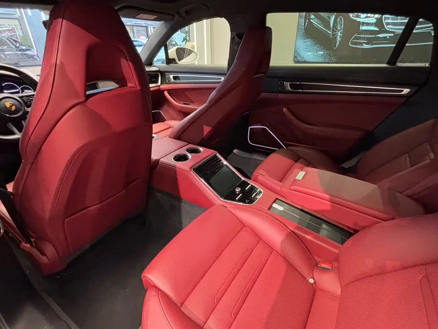 Porsche Panamera 2023 Panamera 4 Executive Long Wheelbase 2.9T фото 9