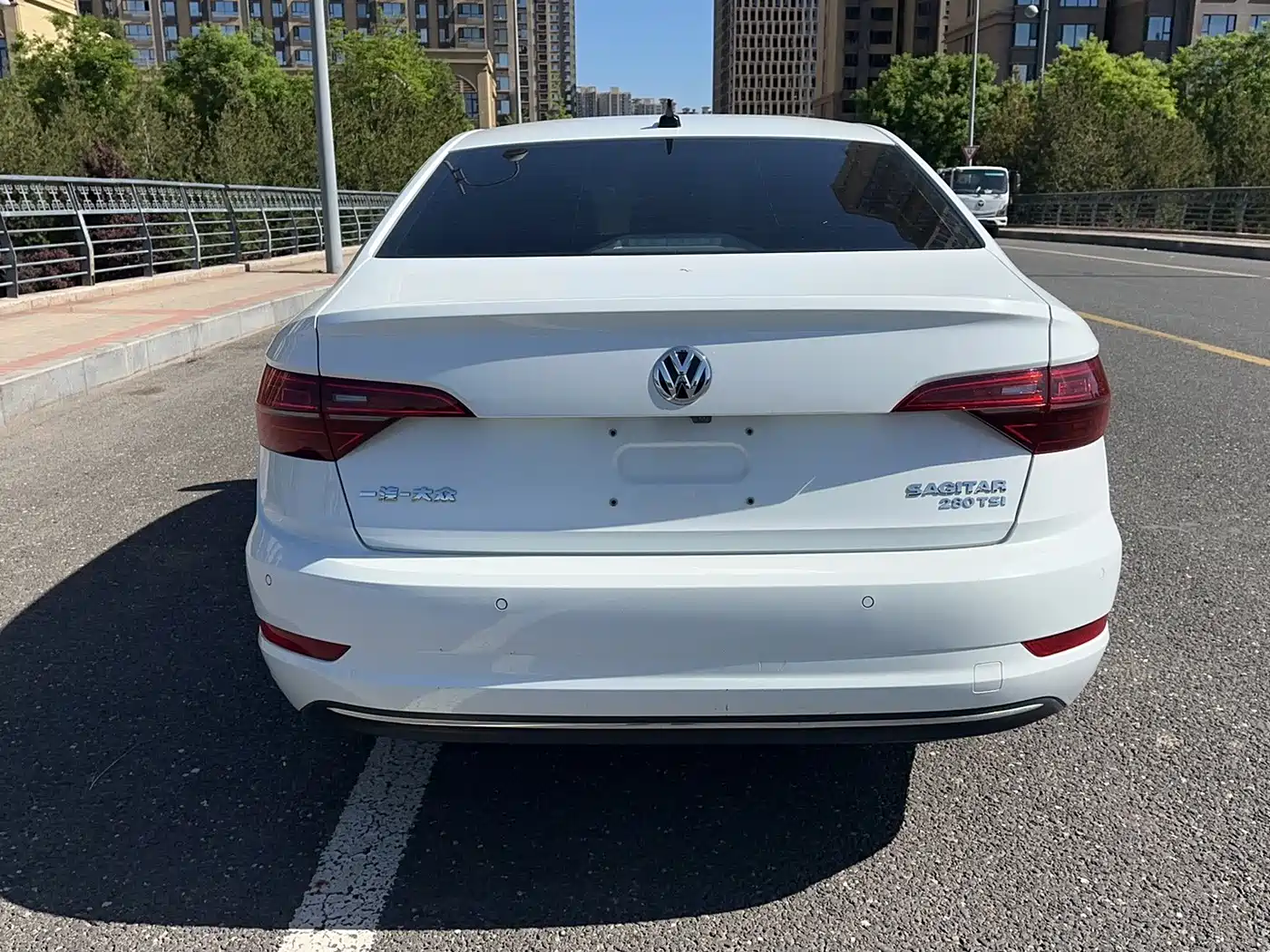 Volkswagen Sagitar 2022 280TSI DSG Surpassing Edition фото 8