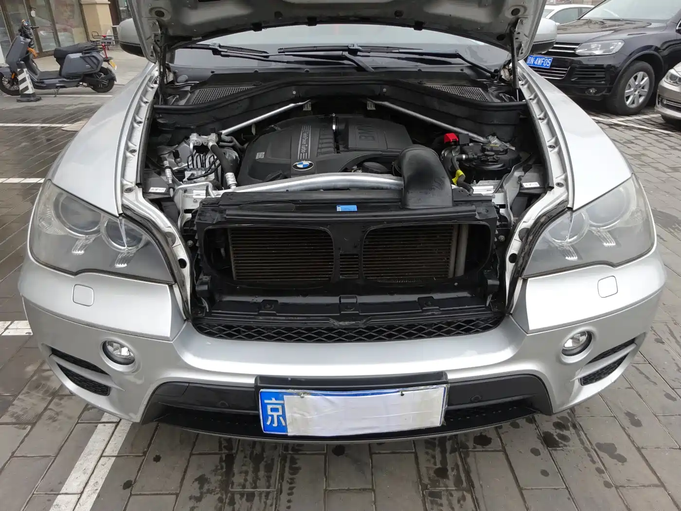 BMW X5 (Import) 2011 xDrive35i Leading Edition фото 31