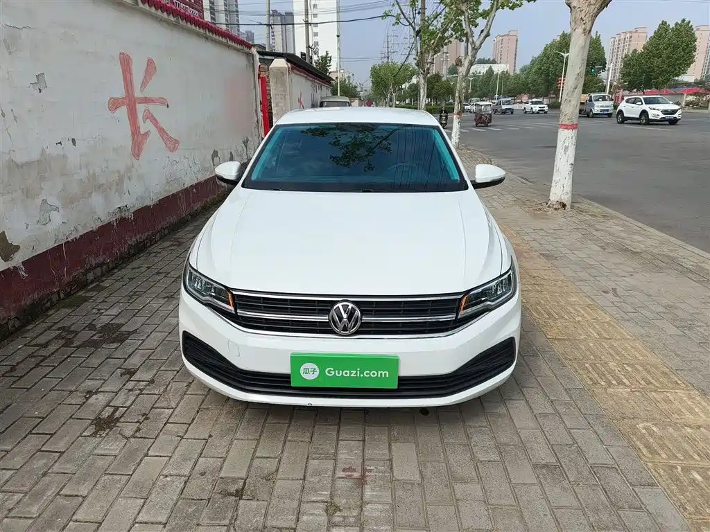 Volkswagen Bora 2019 1.5L Auto Fashion Model фото 3