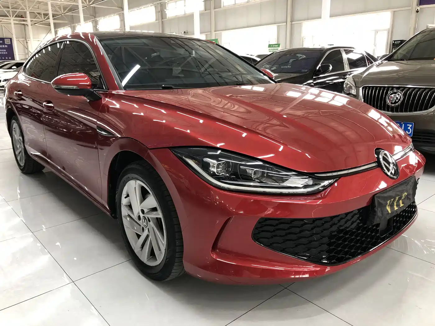 VOLKSWAGEN LINGDU