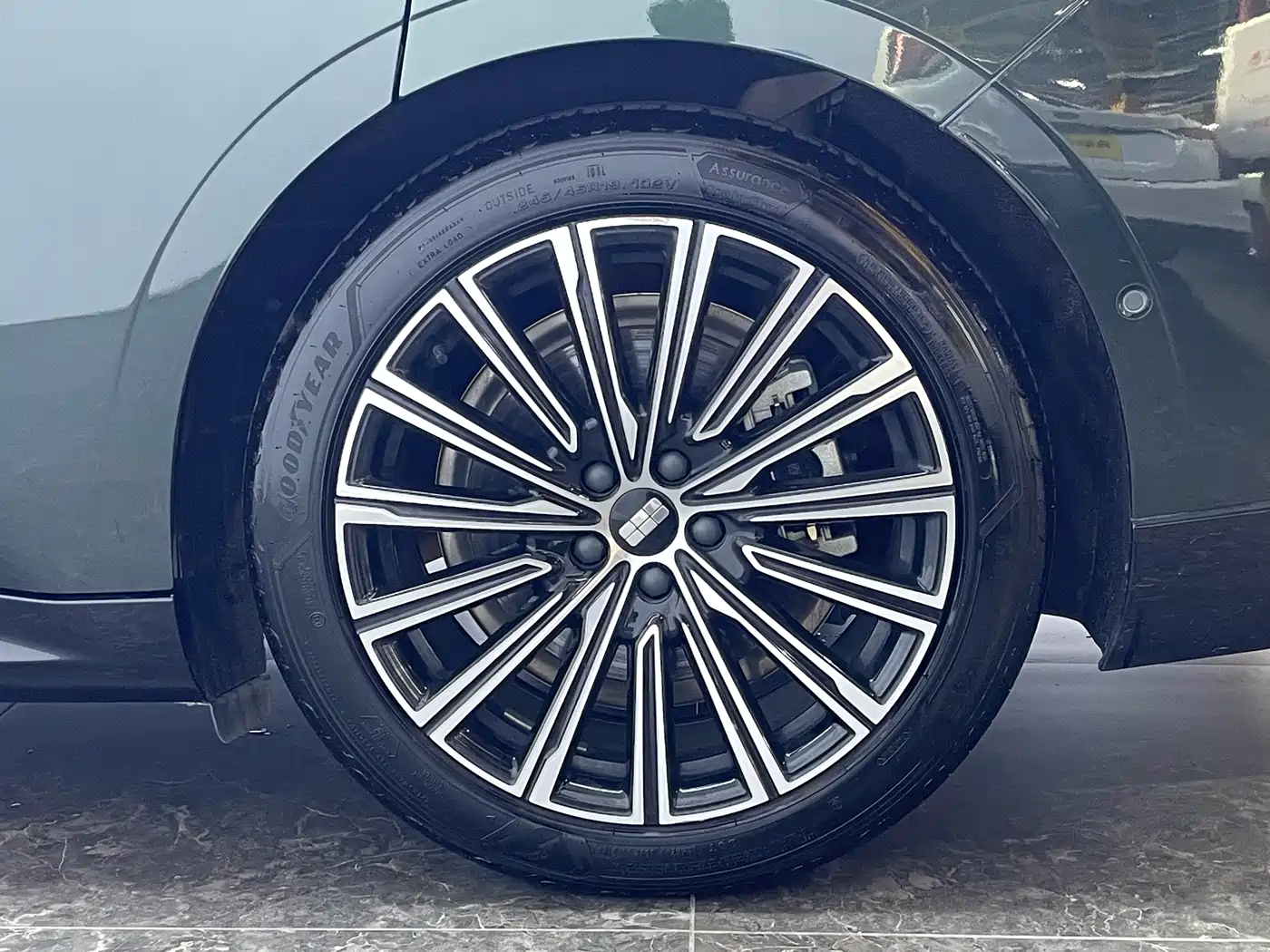 Geely Galaxy Galaxy Xingyao 8 2025 130km EM-P Starship Edition фото 8