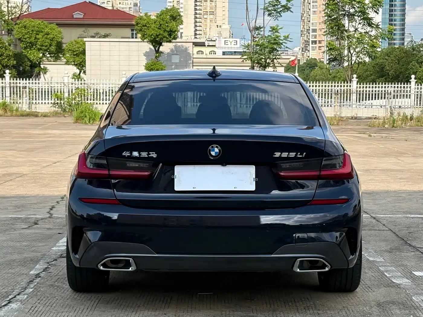 BMW 3-SERIES