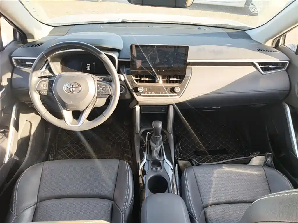 Toyota Frontlander 2023 2.0L Smart Hybrid Dual Engine Prestige Edition фото 16