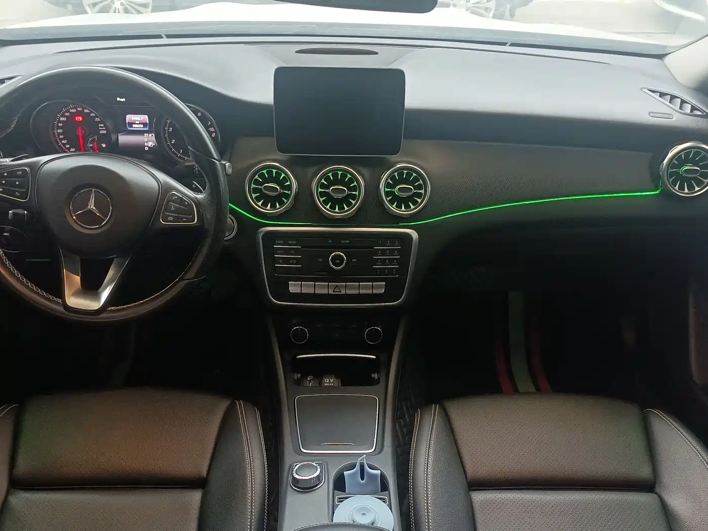Mercedes-Benz GLA 2017 GLA 200 Dynamic фото 8